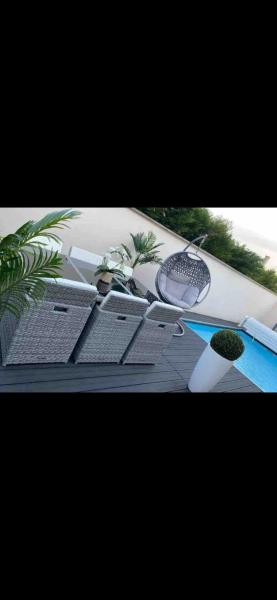 Maison calme avec piscine privée